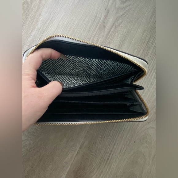 Rebecca Minkoff Ava Wallet - Picture 7 of 7